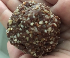 Peppermint Nutty Bliss Balls