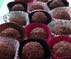 Sunbutter Fudge Balls