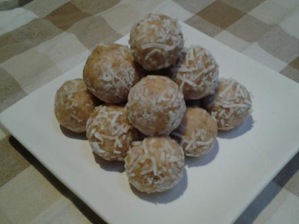 Lemon Bliss Balls