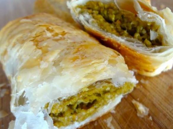 Vegetarian (Hidden-Veg) Sausage Rolls