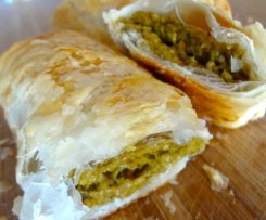 Vegetarian (Hidden-Veg) Sausage Rolls