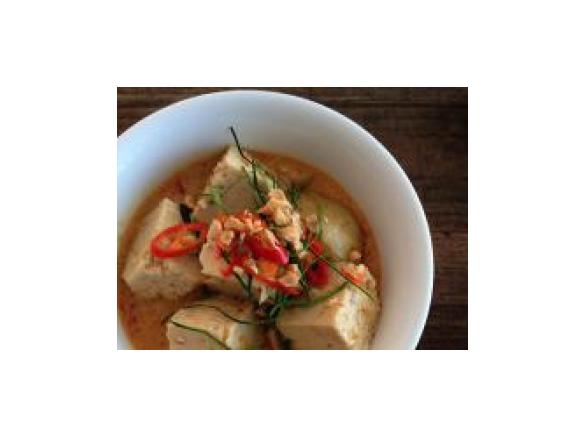 Peanut Curry of Tofu, Potato and Roasted Shallots