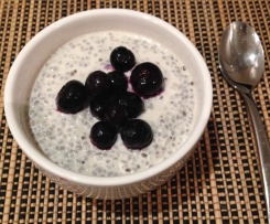 Cashew and chia seed breakfast pudding