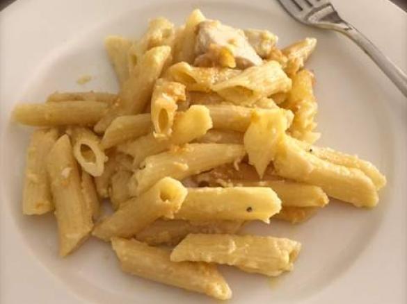 Chicken Alfredo Pasta Bake