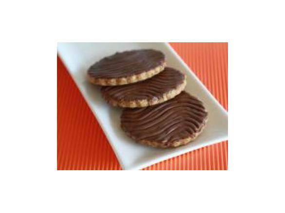 Dark chocolate, oat and spelt biscuits