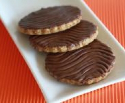 Dark chocolate, oat and spelt biscuits