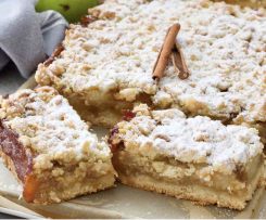 Polish Apple Cake (Szarlotka)