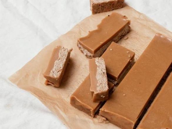 Casey's ANZAC Caramel Slice