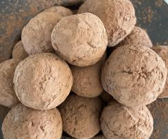 Minty Cheesecake Balls