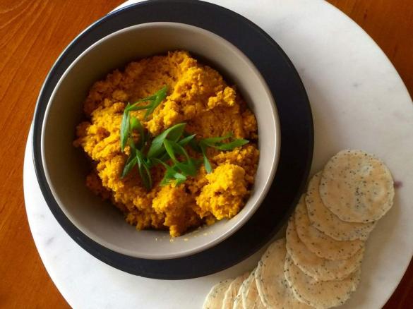 Mediterranean Carrot Dip 