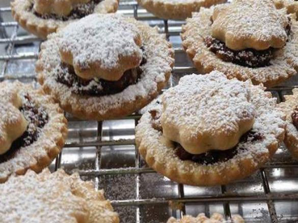 Sweet pastry for fruit pies or tarts