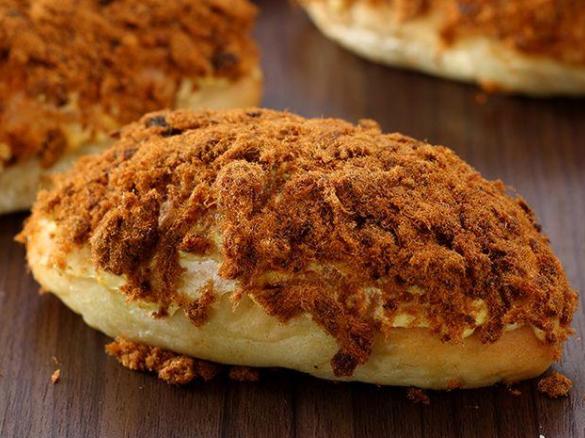 Soft Beef/Chicken Floss Bread by Levi