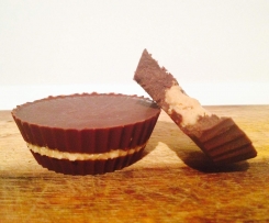 Raw Chocolate Peanut Butter Cups