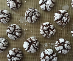 Chocolate crinkle cookies