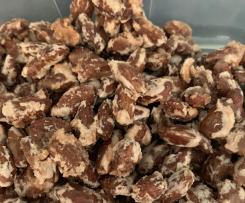 Vanilla and cinnamon candied almonds