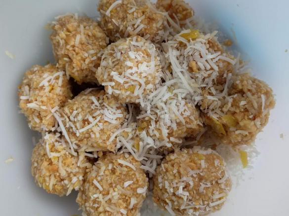 Peanut Bliss Balls