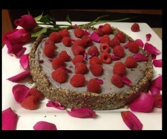 Raw raspberry tart