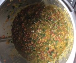 Jamie Oliver spiced chicken with bacon and spinach lentils