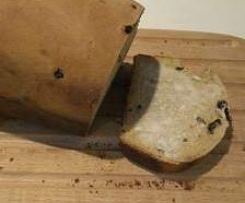 Malt and raisin loaf