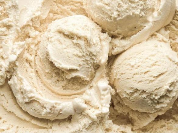 Easy Vanilla Ice Cream