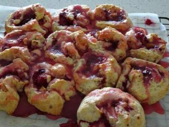 White Chocolate & Raspberry Chelsea Scrolls