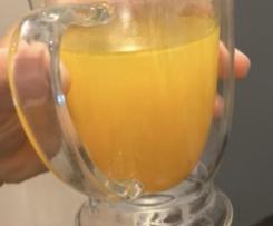 Chicken & Turmeric Broth (Blade Cover)