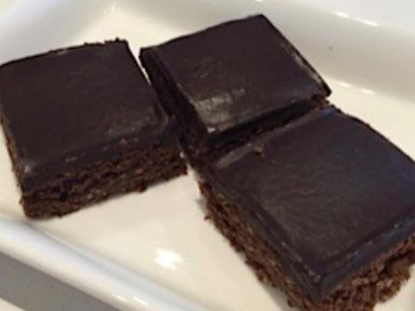 Best Ever Chocolate Biscuit Slice