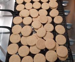 Baby Apple & Spelt Cereal Biscuits