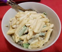 Vegan Creamy mushroom and asparagus pasta