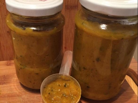 Mum's Zucchini Relish