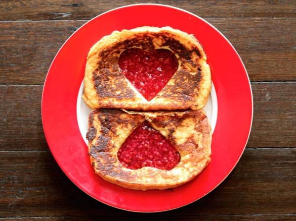 French Toast with Berry Compote