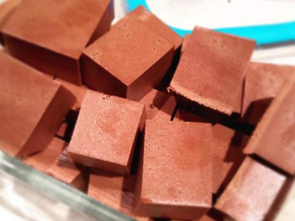 CHOCOLATE CREAMY DREAMIES