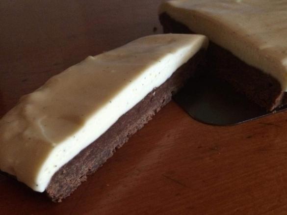 Brownie Cheesecake Slice
