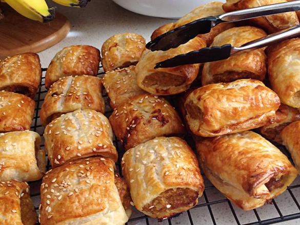 Crowd Pleaser Sausage Rolls