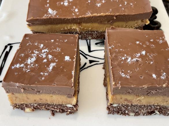 RAW PICS Salted chocolate Peanut butter slice