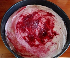 No-bake white chocolate, raspberry & coconut cheesecake