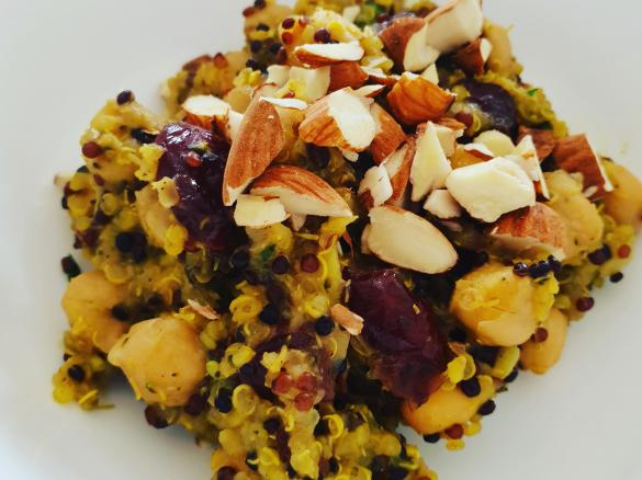 Adaption of Ambitious Kitchen's Moroccan Chickpea Quinoa Salad