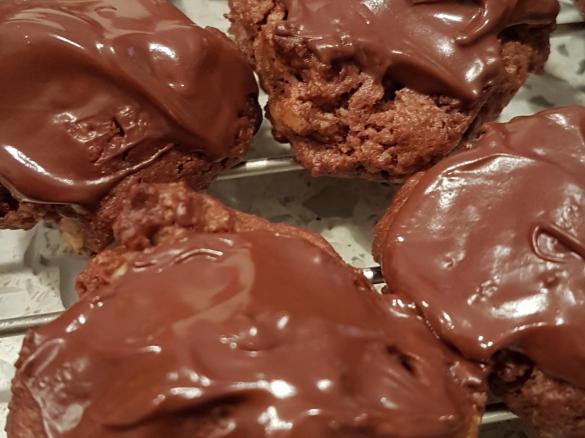 Chocolate Walnut Button Biscuits