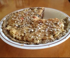 Raw sunflower seed apple pie and cashew cream