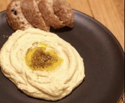 Lisa & Walid’s Hummus