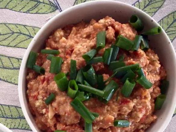 Sundried Tomato, Chilli, Cashew & Capsicum Dip