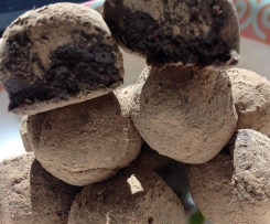 Avocado Chocolate Truffles (healthier version)