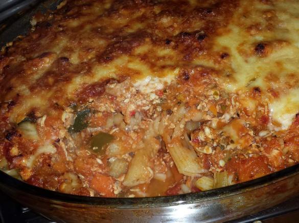 HUNTERS clone of CHICKEN & VEG PASTA BAKE