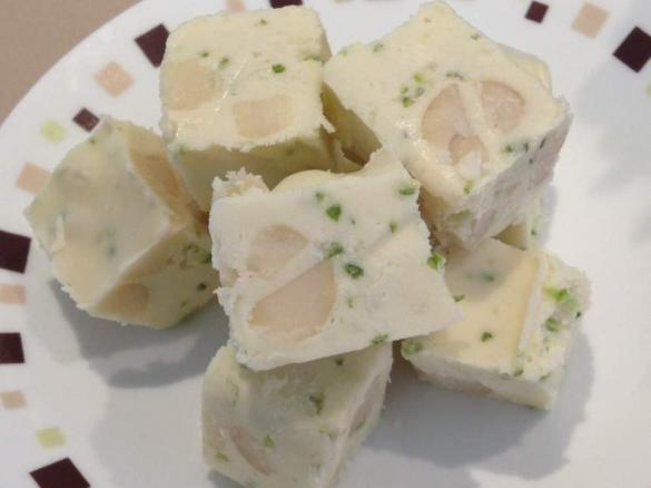 White choc, macadamia and lime fudge