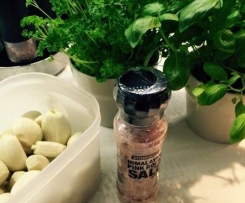 Janny’s Herb and Garlic Paste