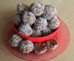 Amazeballs Protein Balls (Kid friendly)