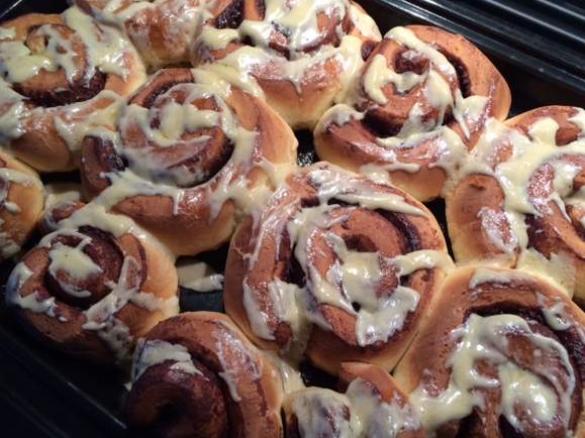 Lou'sKitchen cinnamon scrolls