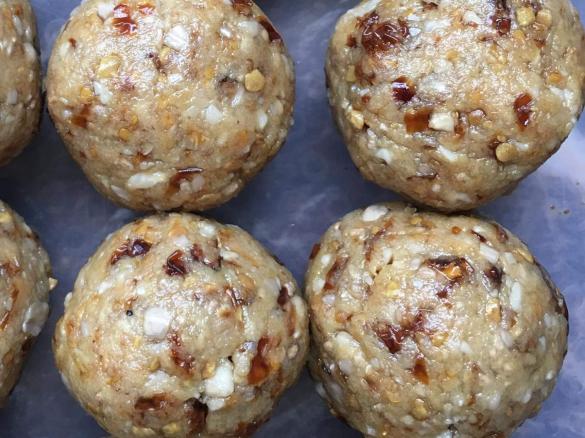 Macadamia Lemon Bliss Balls