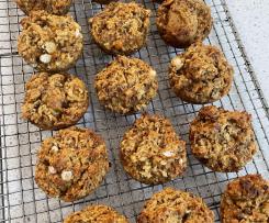 Whole orange, date, walnut, chia and oat muffins