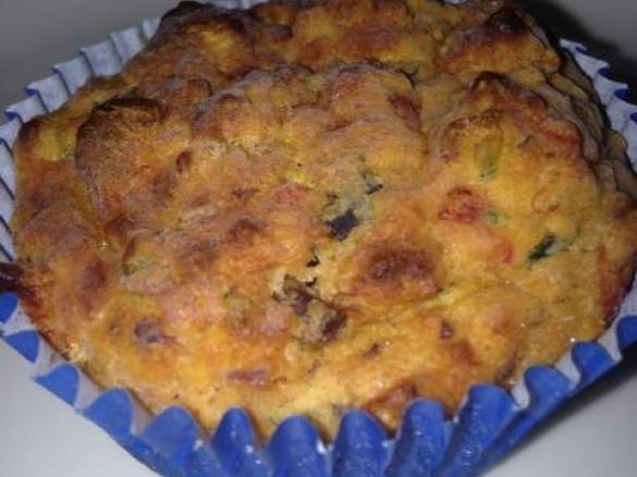 Veggie Smuggling Savoury Muffins (Adapted from bakeplaysmile.com)